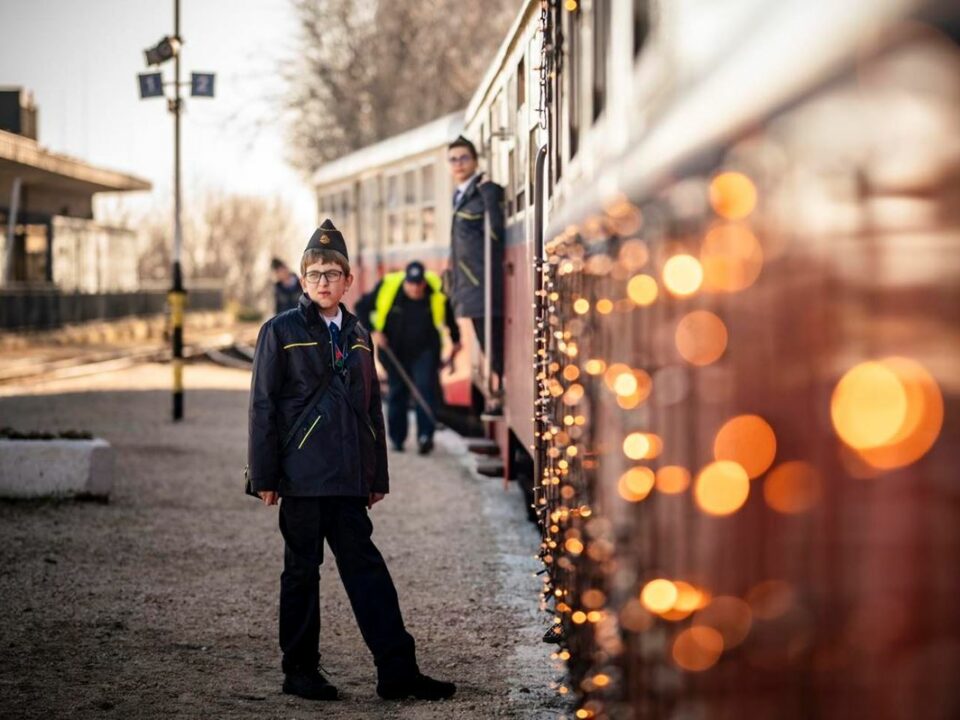 Дитяча залізниця Будапешт Угорщина