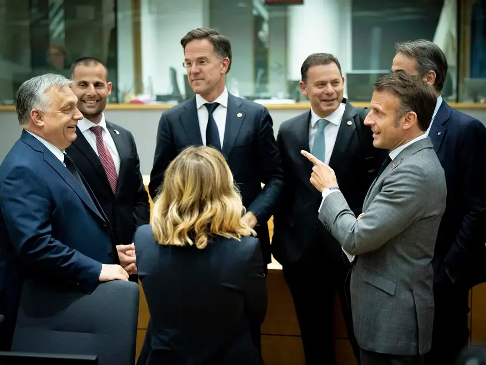 Premiér Orbán může zabránit tomu, aby se Mark Rutte stal generálním tajemníkem NATO