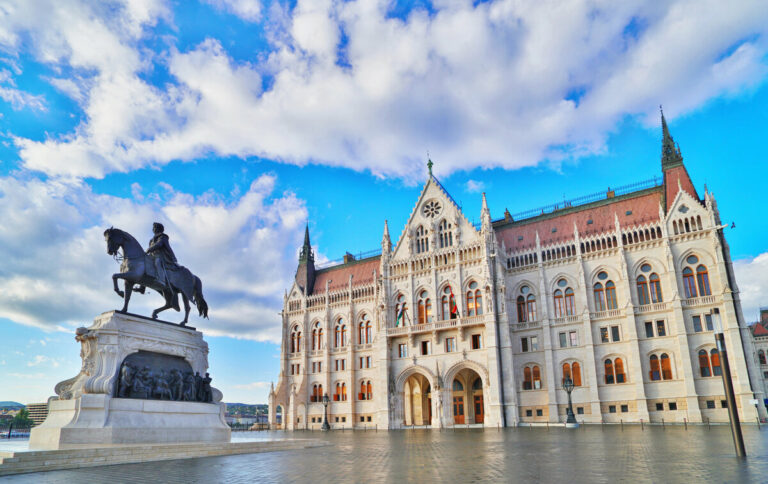 fun facts about hungary parliament europe credit