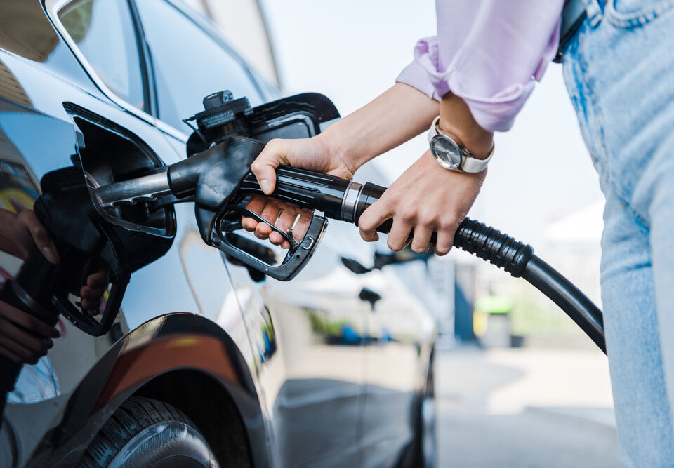 Kraftstoffpreise in Ungarn Tankstellenauto