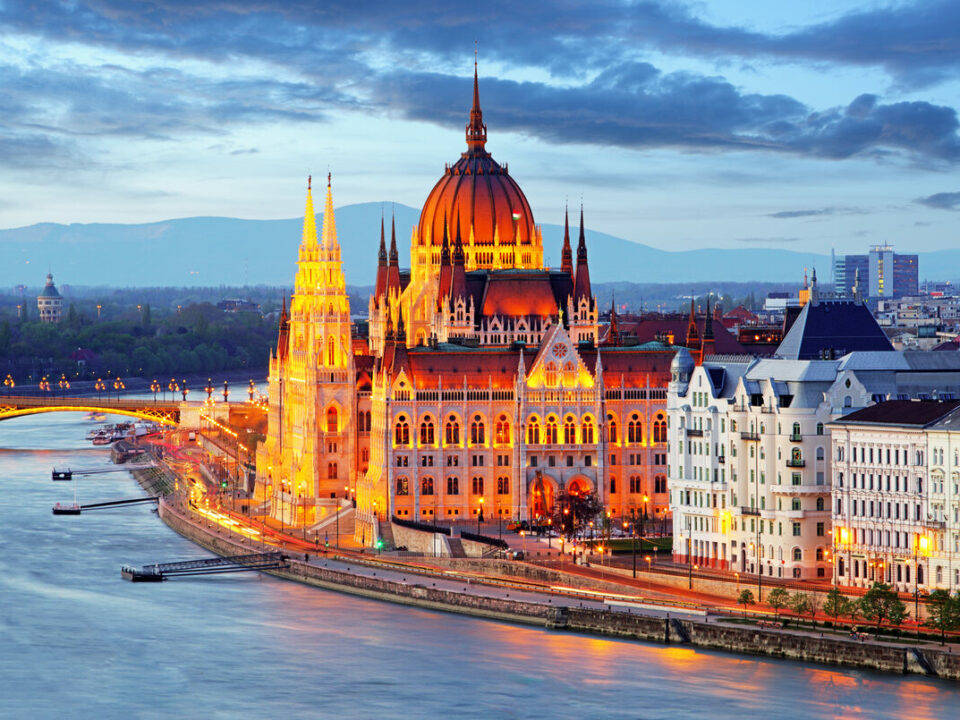 maďarský budapešťský noční parlament