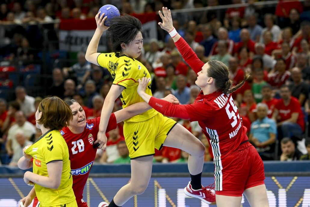 Great girls! Hungarian women's handball team qualified for the Paris