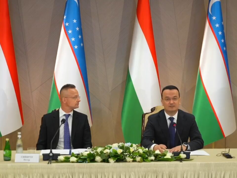 乌兹别克斯坦匈牙利合作