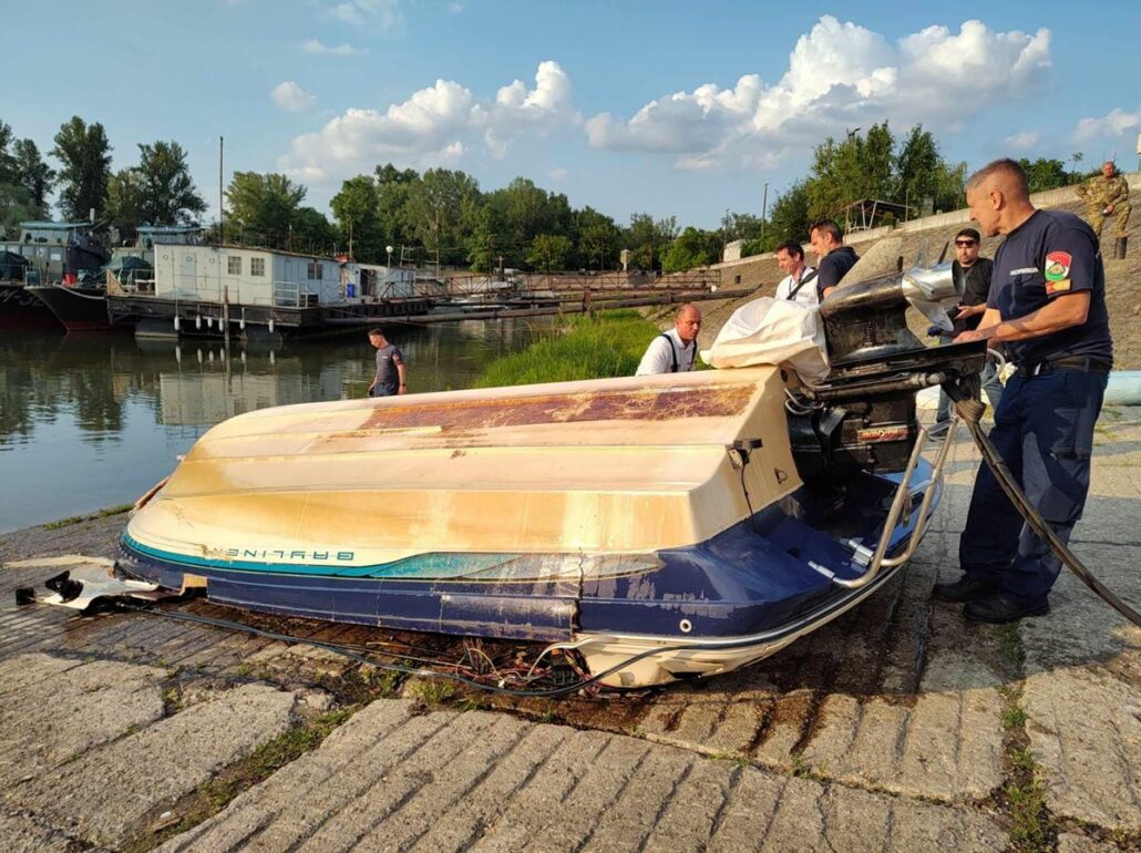 boat accident hungary danube Horrific boat collision close to Budapest verőce
