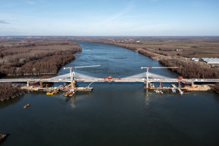 nuevo puente del danubio kalocsa paks