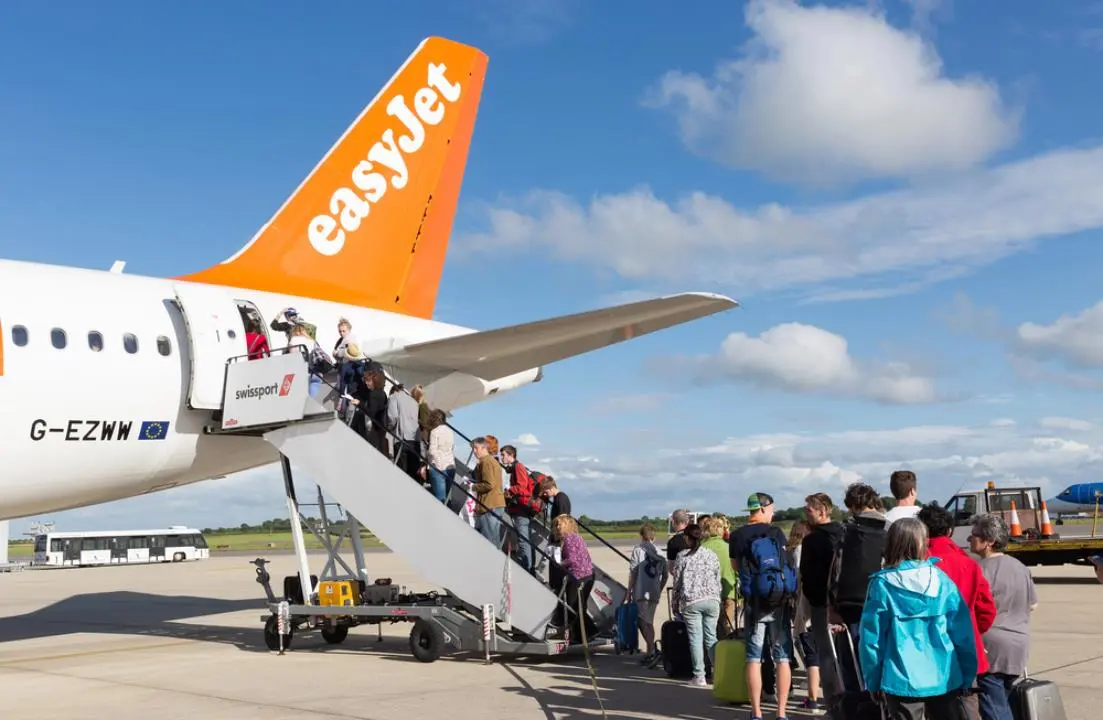 EasyJet launches new flight from Budapest to the City of Love