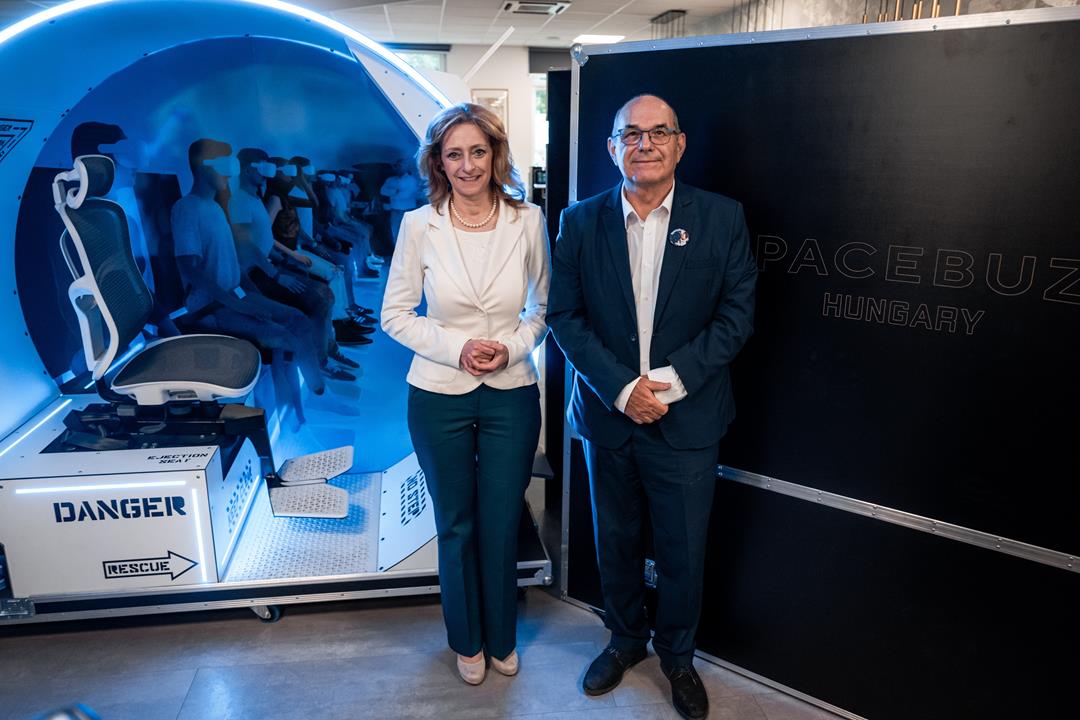 Hungarian developed VR space cabin presented