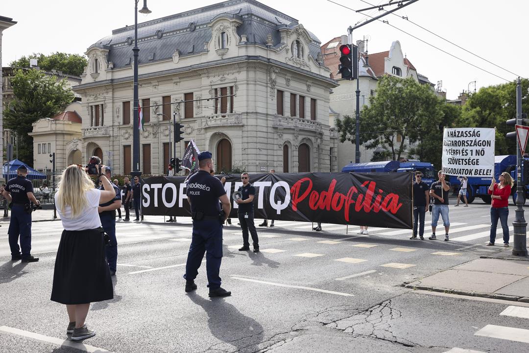 Price March Budapest