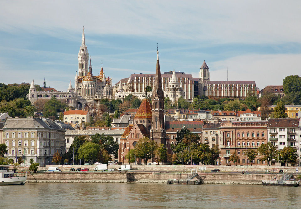 budapest quay city hungary news 23 october traffic