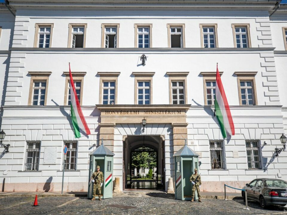 defence ministry buda castle