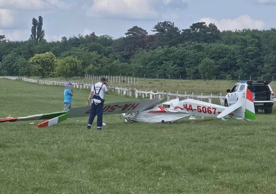 planes in Hungary plane crash