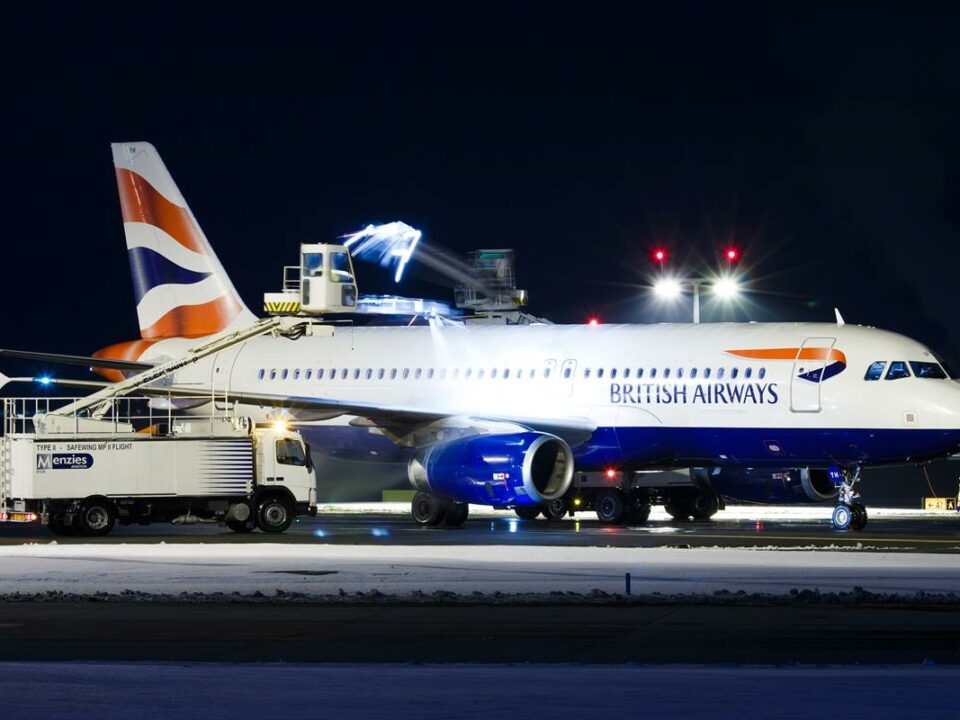 British Airways emergency landing
