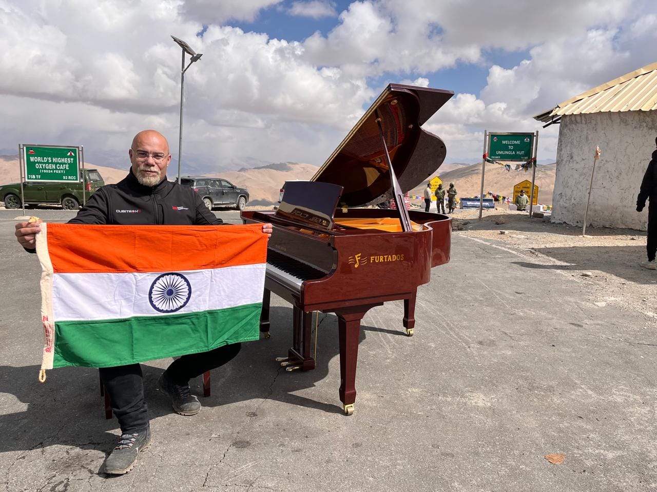 Hungarian pianist set new Guinness record_indian