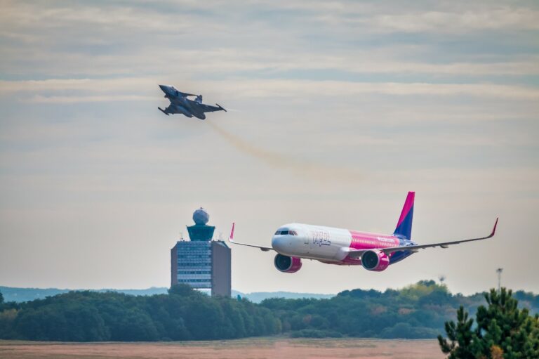 Hungarian air traffic controllers