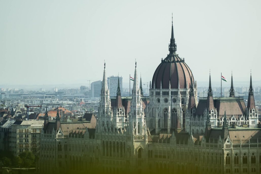 peace budget hungarian parliament