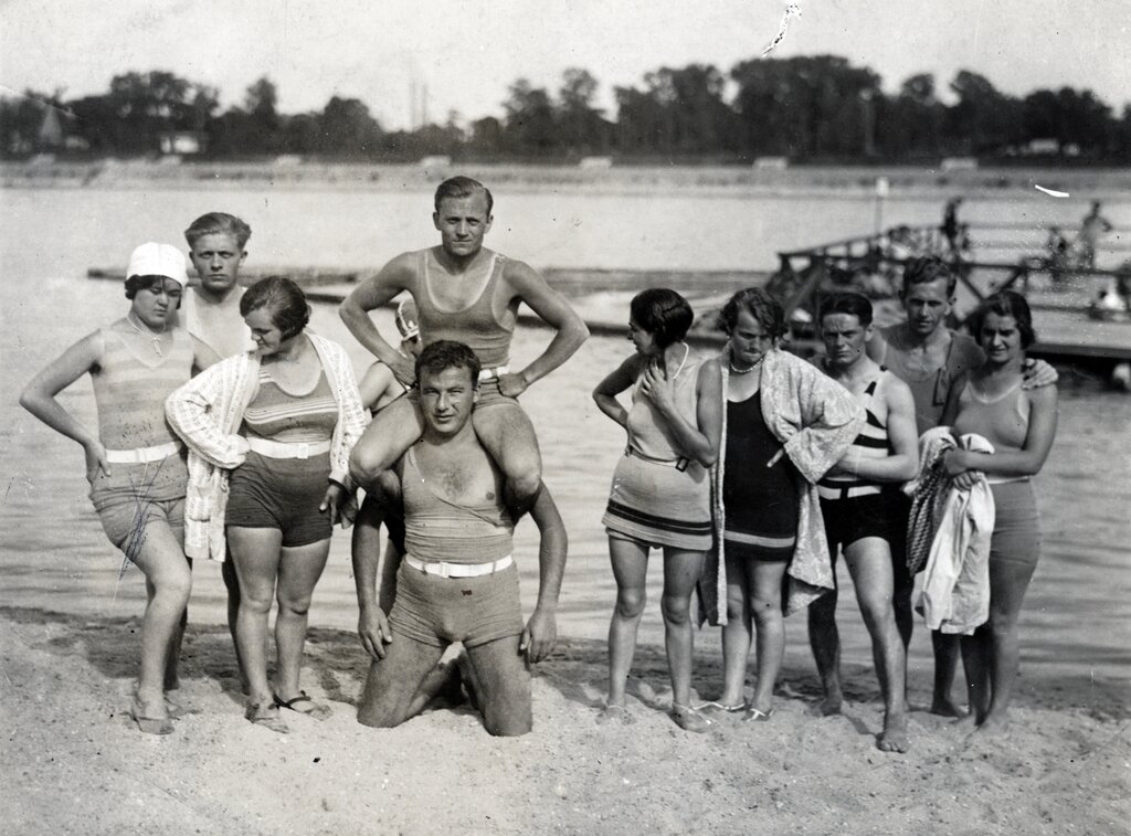 danube beach swimmers