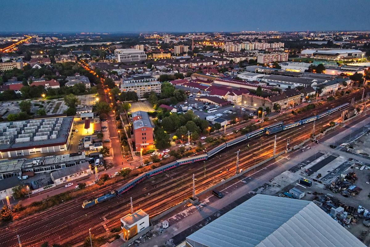 Keleti train station, Hungary. Source: MÁV