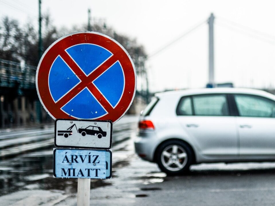 Budapest Floods Disrupt Tram and Bus Services, Cause Road Closures