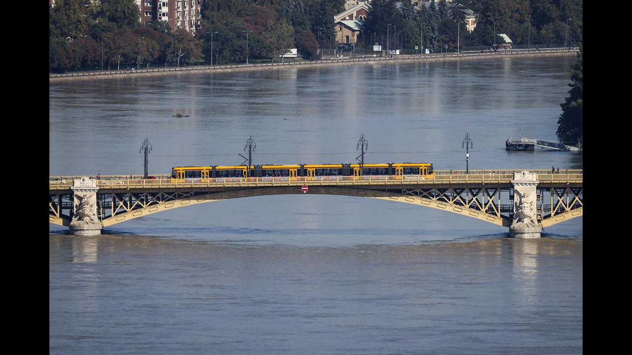 Budapest Danube floodwater Hungary news