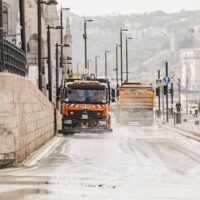 Danube recedes, cleaning started in Budapest