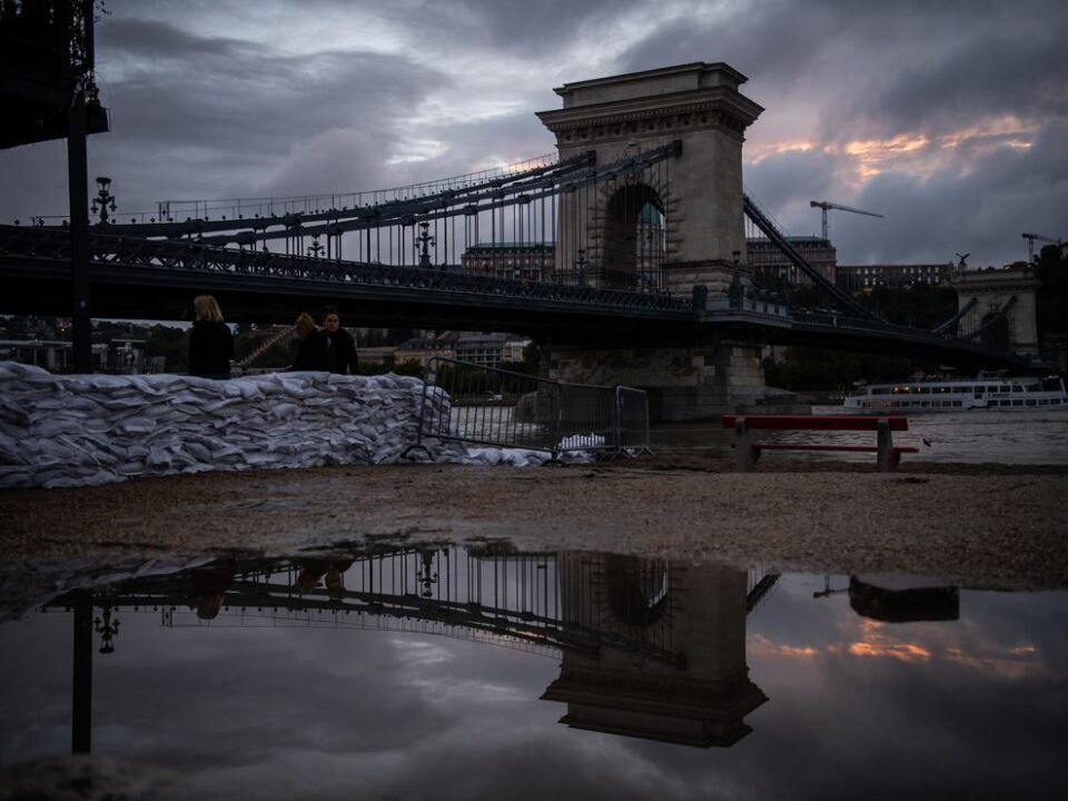 Extreme flood reached Hungary