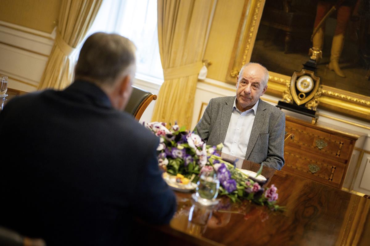 Orban briefs president Sulyok about flood