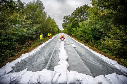 Trains flood in Hungary