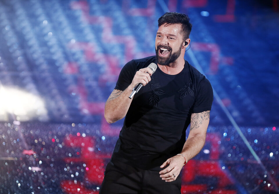 ricky martin free concert in budapest