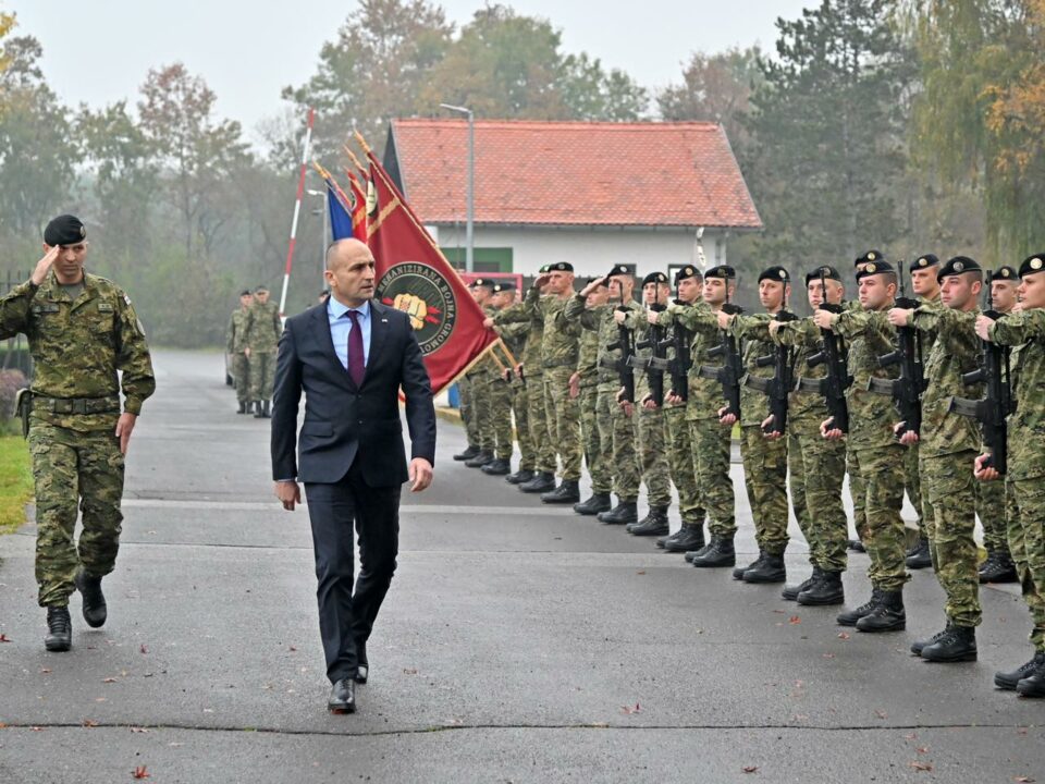 Croatian defence minister Hungary wants territories from Croatia, supports Putin with Serbia