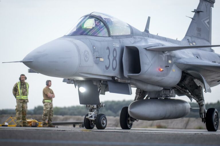 Avión de combate Gripen de la OTAN de Hungría