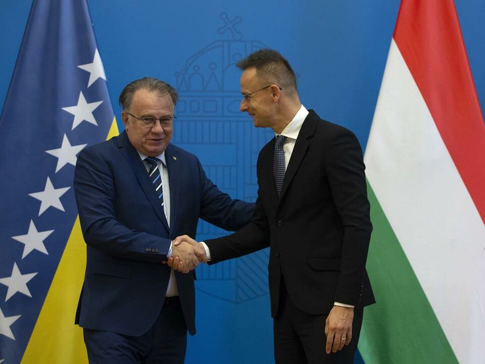 Hungary strengthening ties with Bosnia and Herzegovina