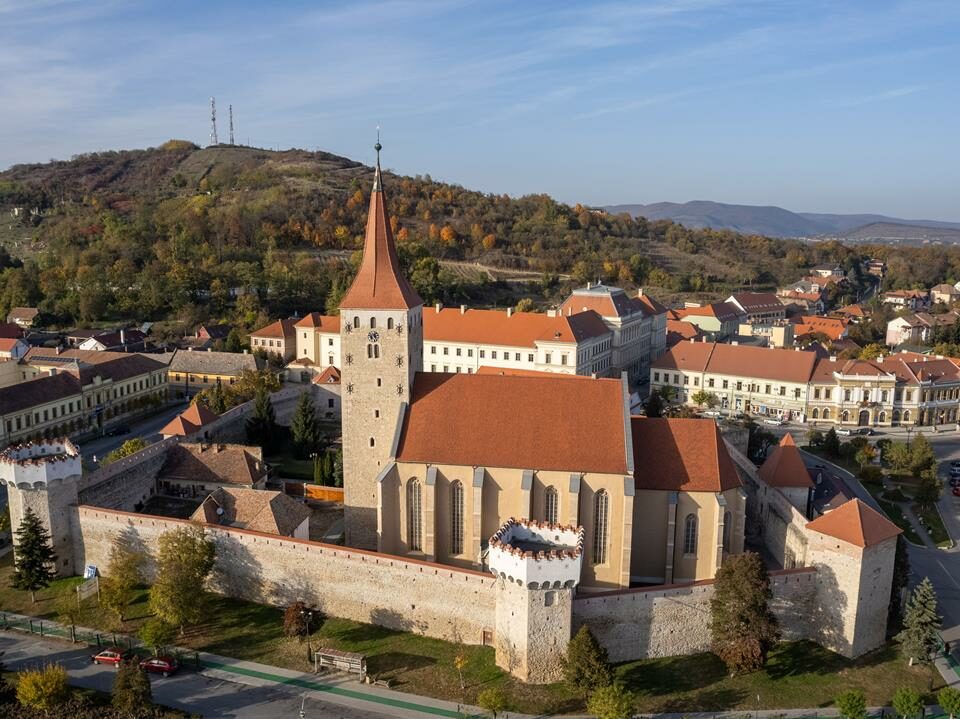 The renewed castle church of Nagyenyed hungary news