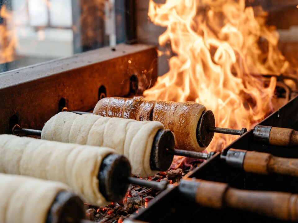 kürtőskalács chimney cake festival budapest