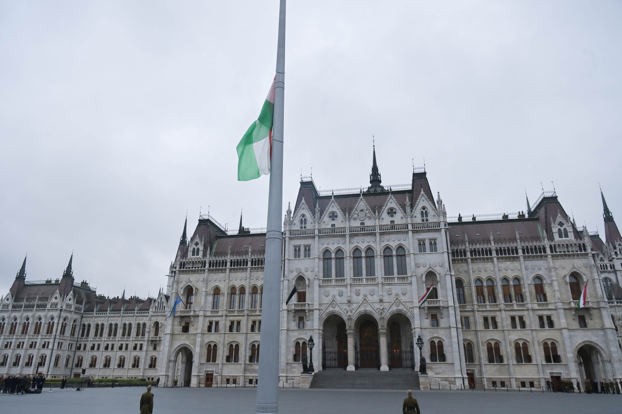 National day of mourning Hungary honors the martyrs of Arad national