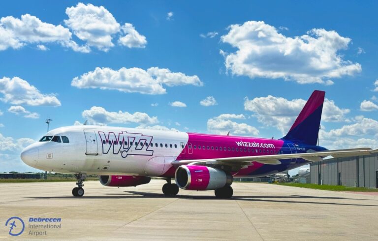 wizz air debrecen base flights