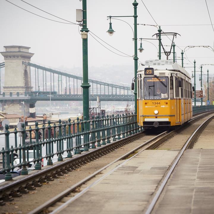 Top hungary news budapest autumn