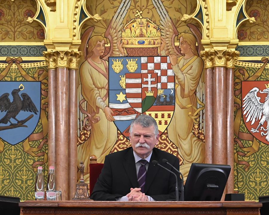 Considerable financial support for Hungarians living in Ukraine, says Speaker Kövér