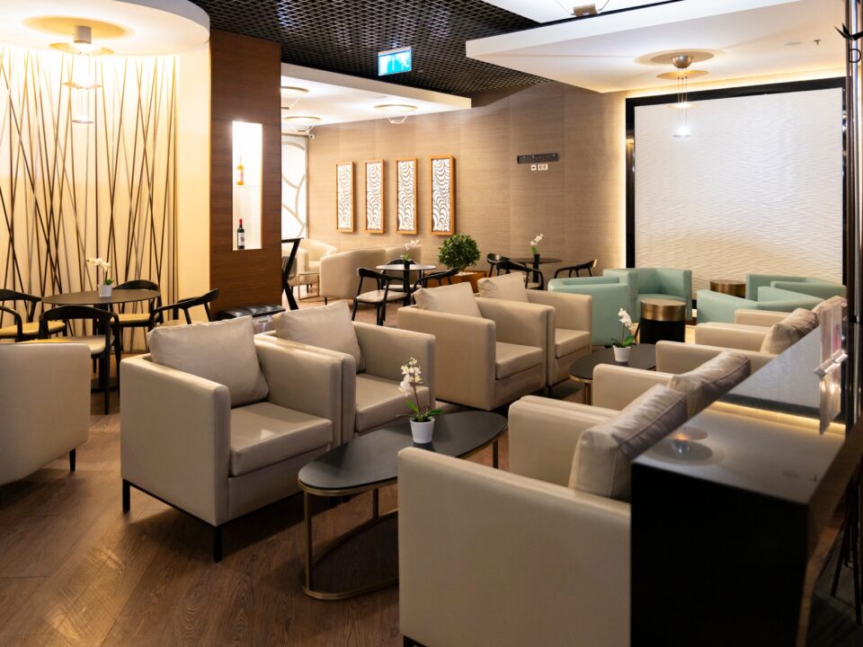 Exclusive lounges at Budapest Airport reopened