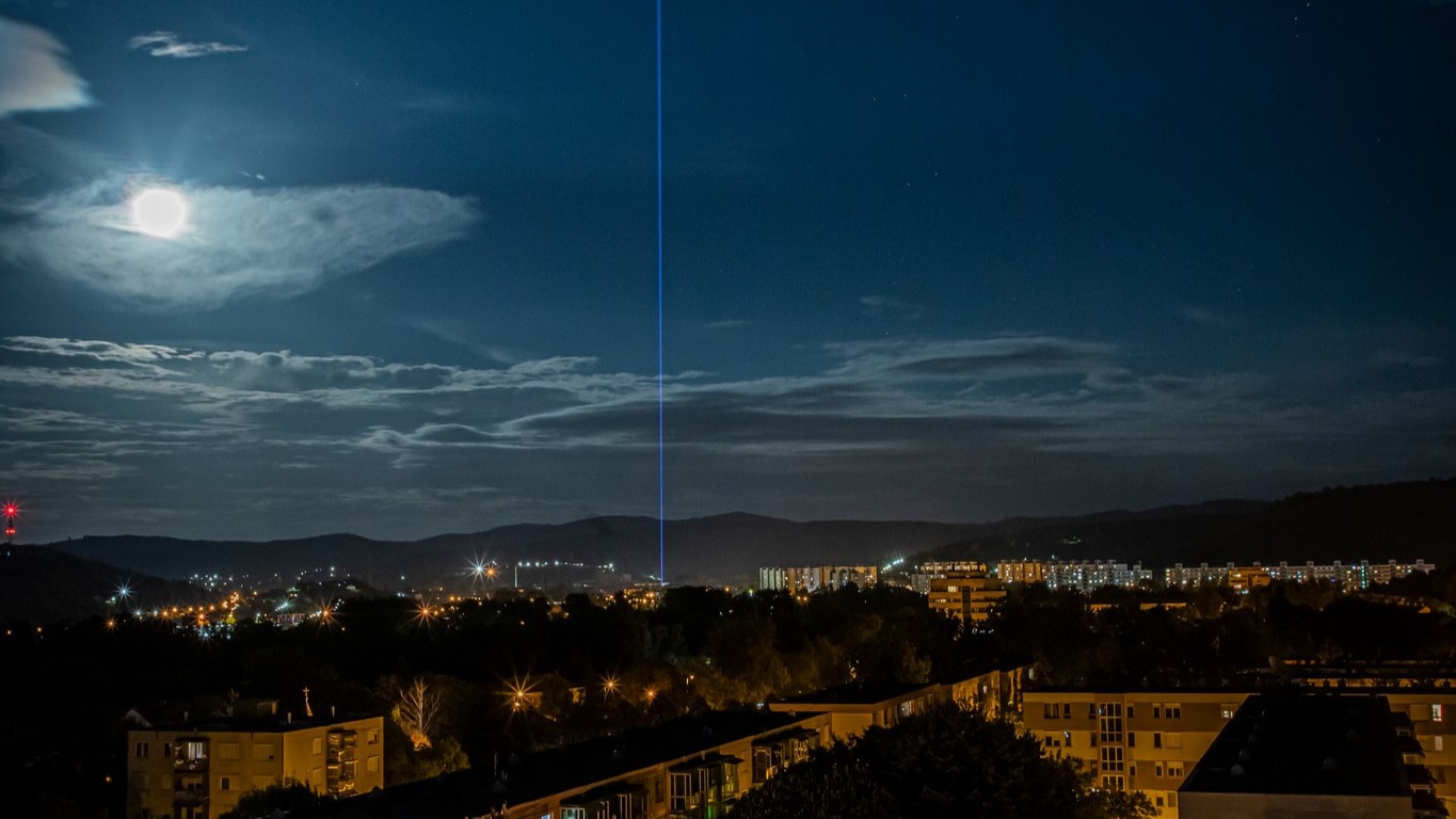 Hungarian town built spectacular laser cannon sending beams to the space every day