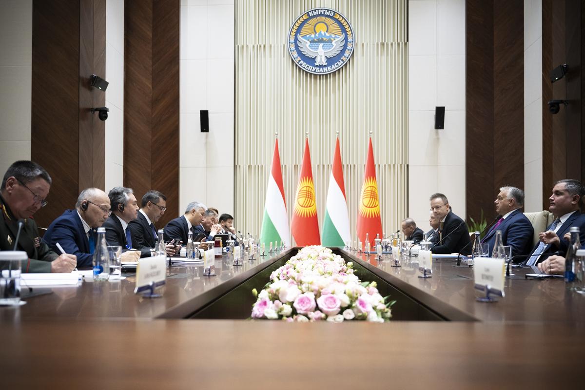 Orbán visits Kyrgyzstan