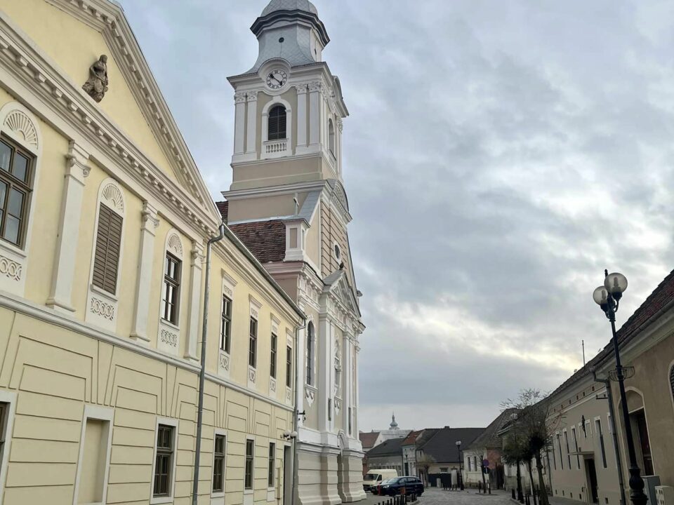 Roman Catholic parish house inaugurated in Transylvania