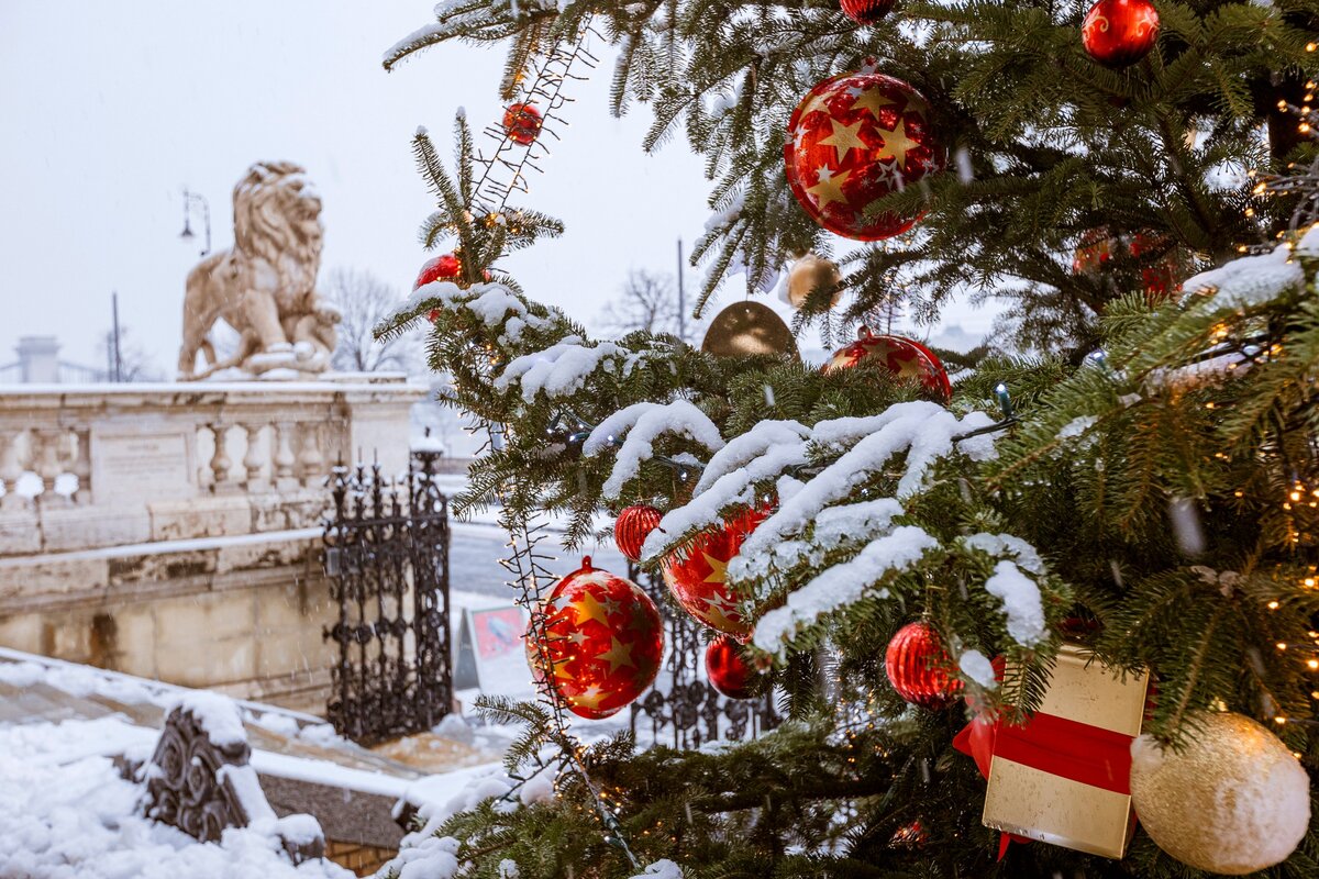 Christmas in Budapest Buda Castle Garden Bazaar