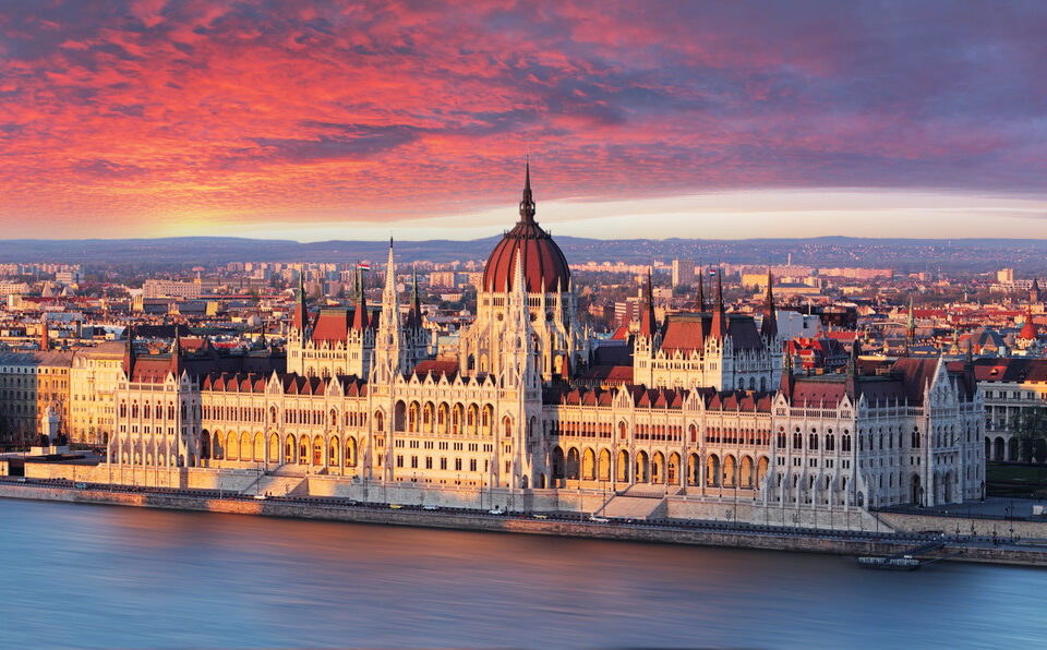 hungarian parliament budapest sunrise 2025 budget