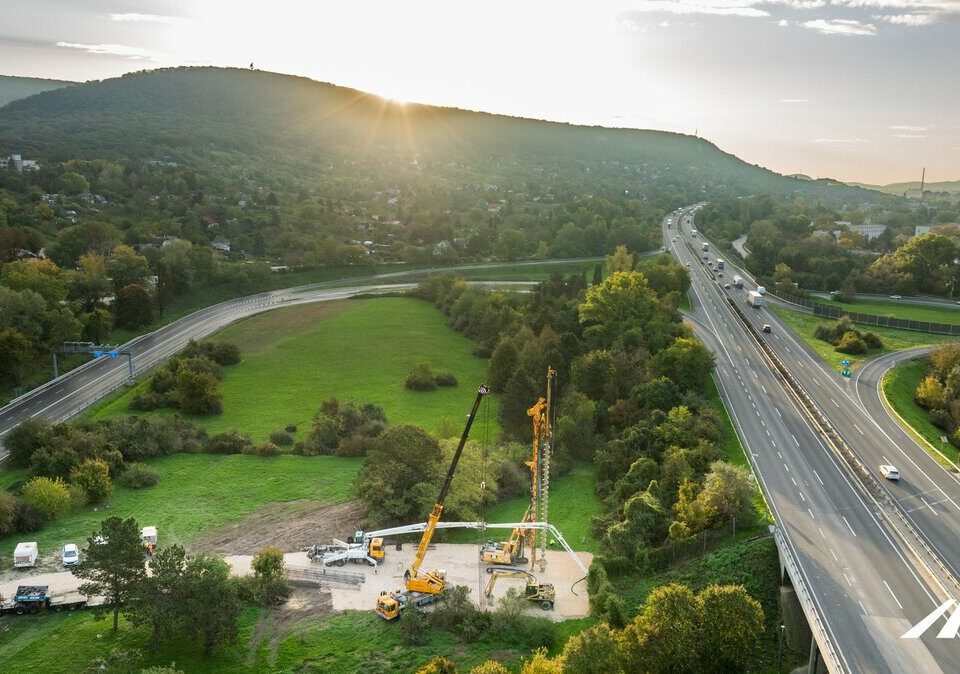 m1 motorway expansion