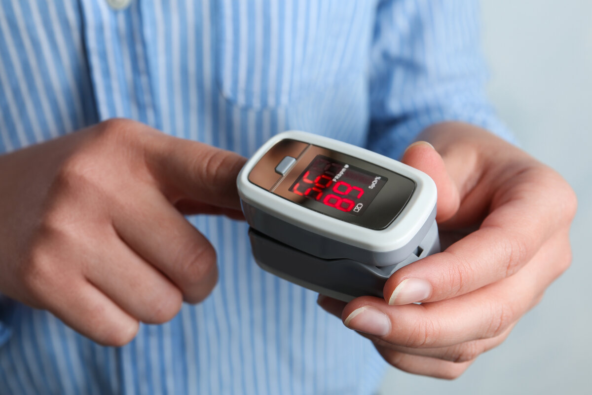 pulse oximeter Fake product advertised on YouTube in the name of a prestigious Hungarian university