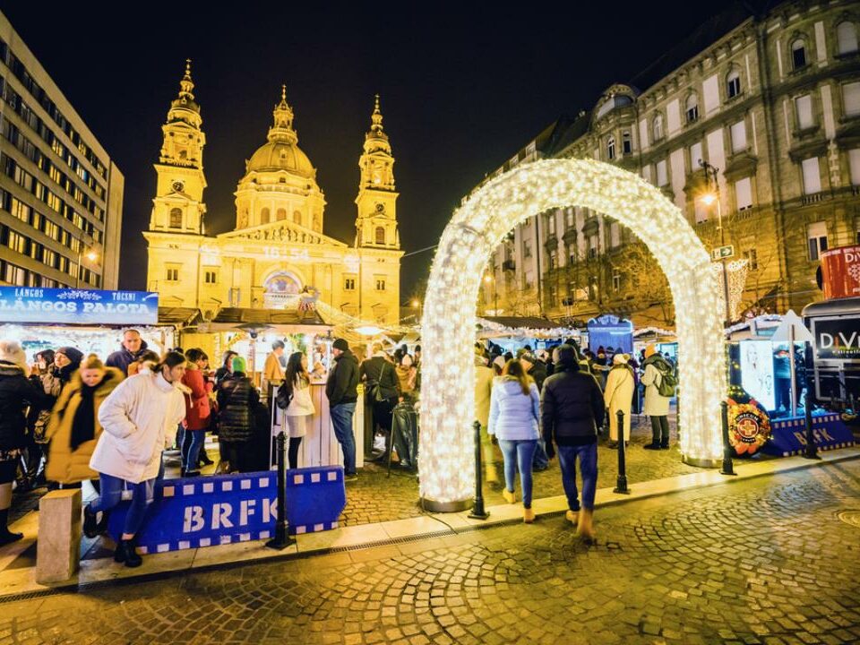 Budapest Advent Bazilika hungary news