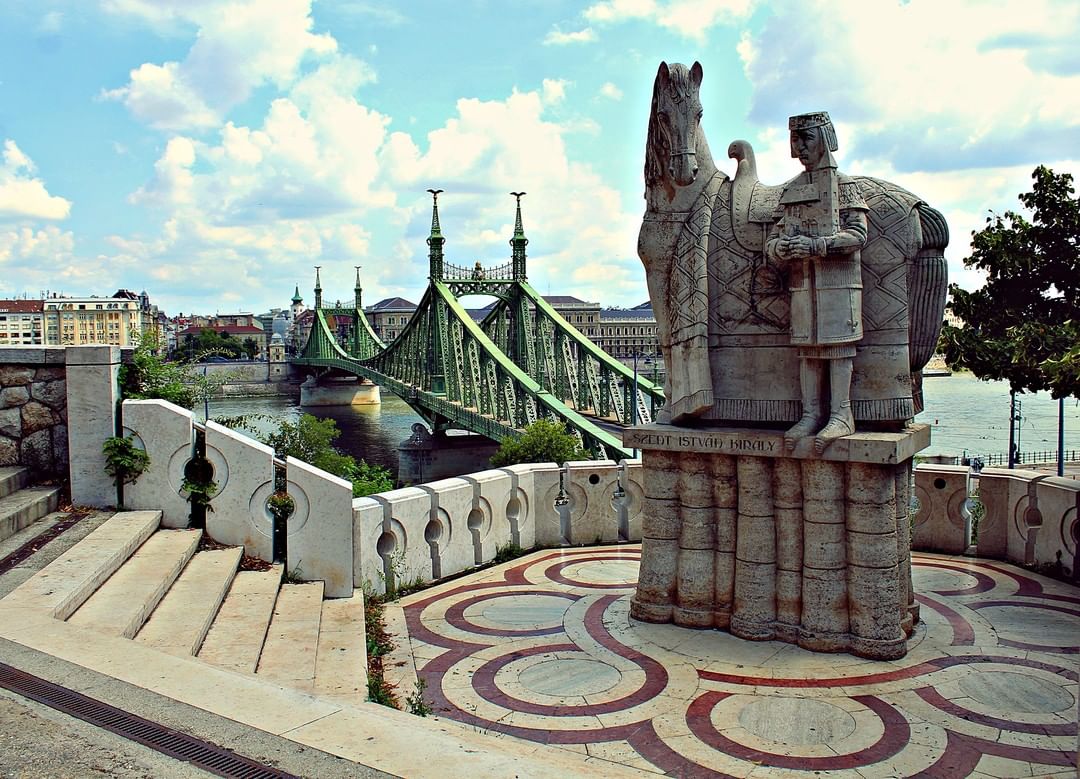 Budapest tourism waste