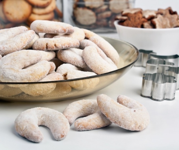 Hungarian Christmas recipes - vanilla crescents