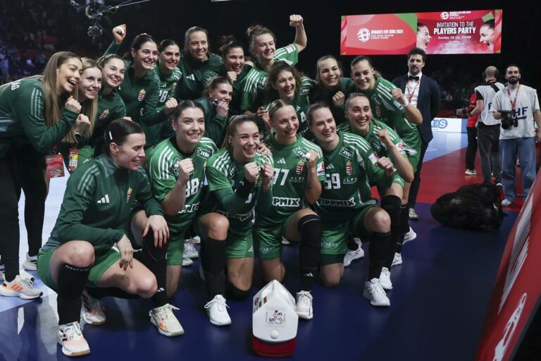 Hungary's women's handball team won bronze