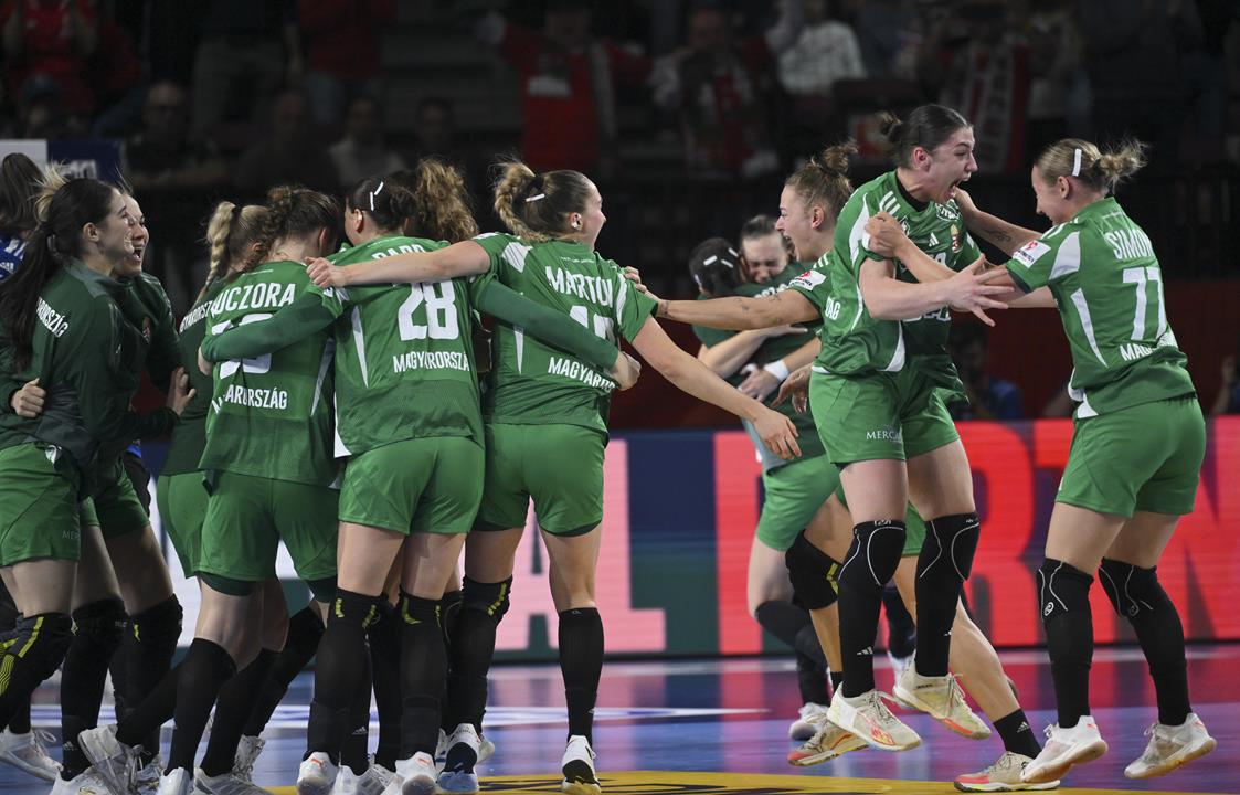 Hungary's women's handball team won bronze